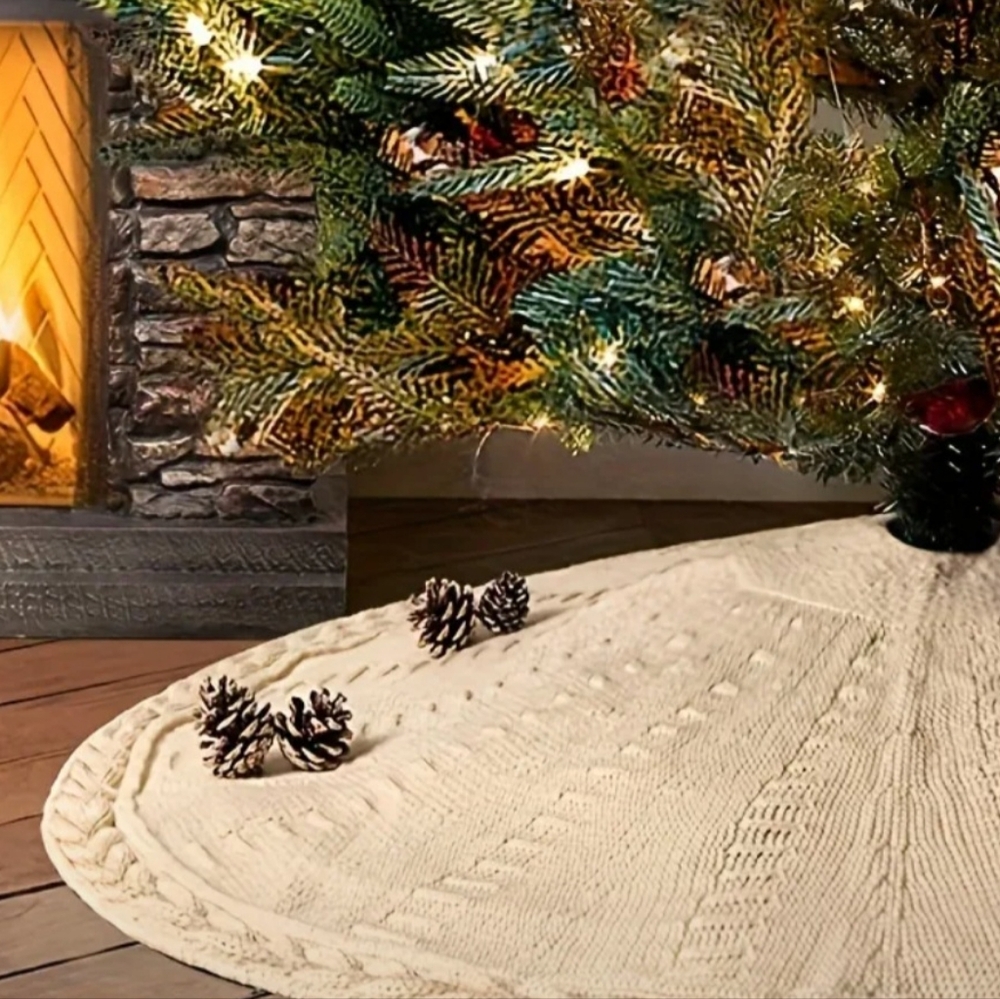 Christmas Knitted Tree Skirt